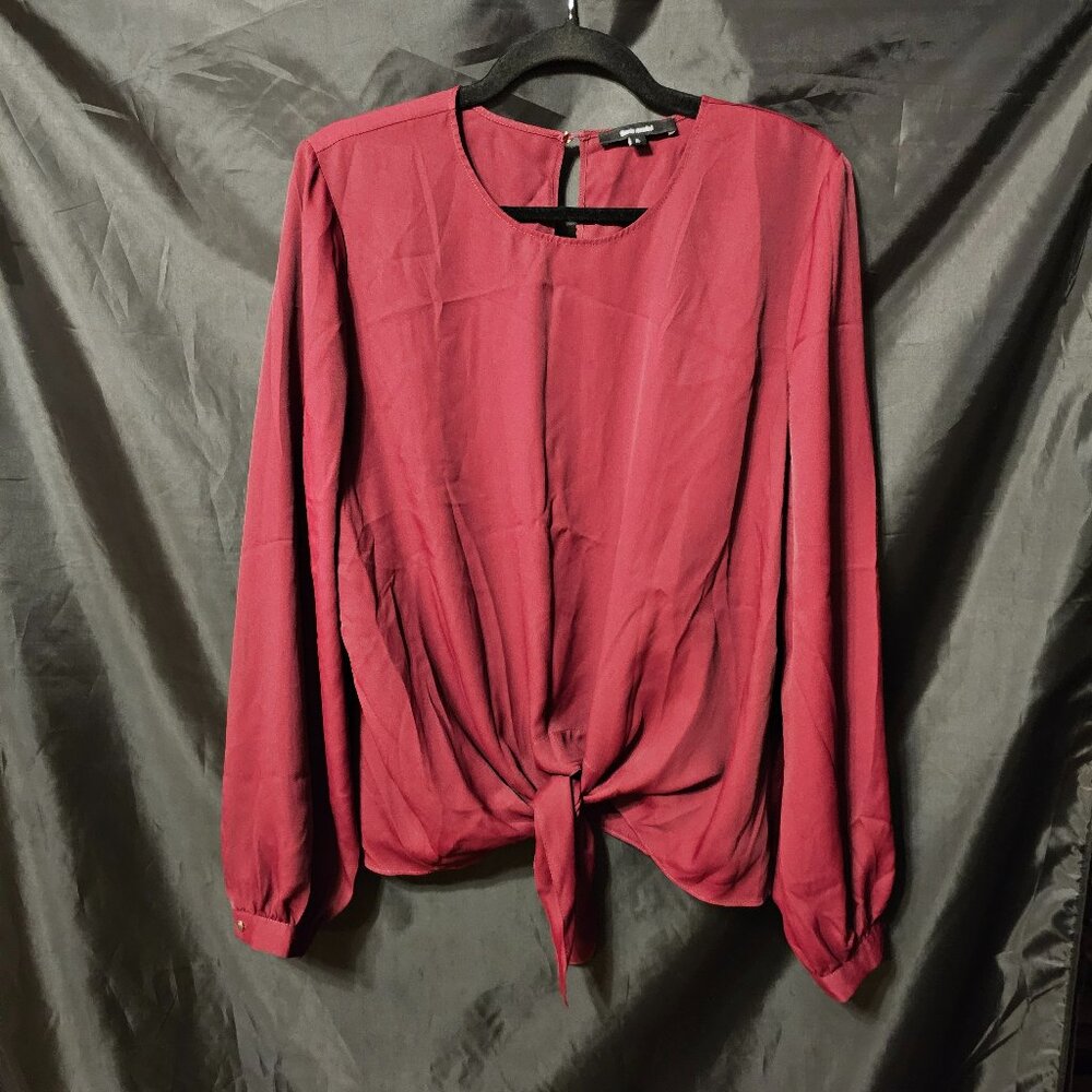 Basic Model beautiful bourdeaux tie front blouse. Size L